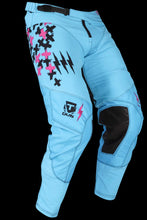 Load image into Gallery viewer, STRIKE - YOUTH CORE PANT 4.0 (PINK / BLUE)
